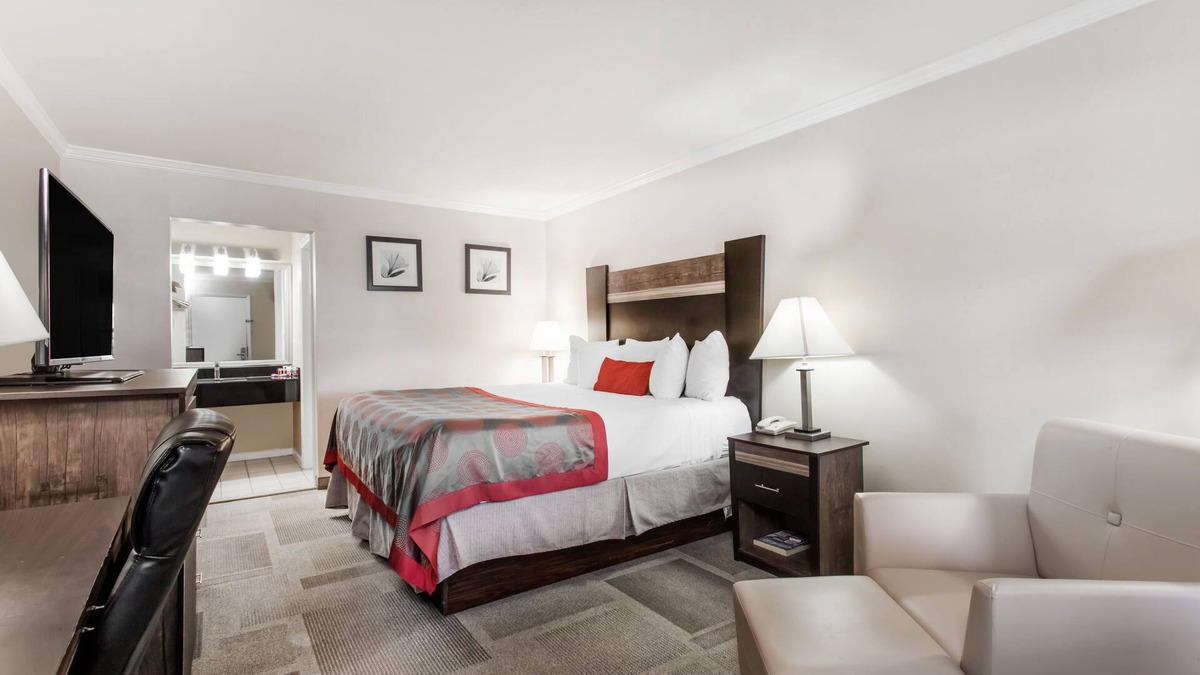 Talleyville Hotel | Days Inn by Wyndham Wilmington/Brandywine