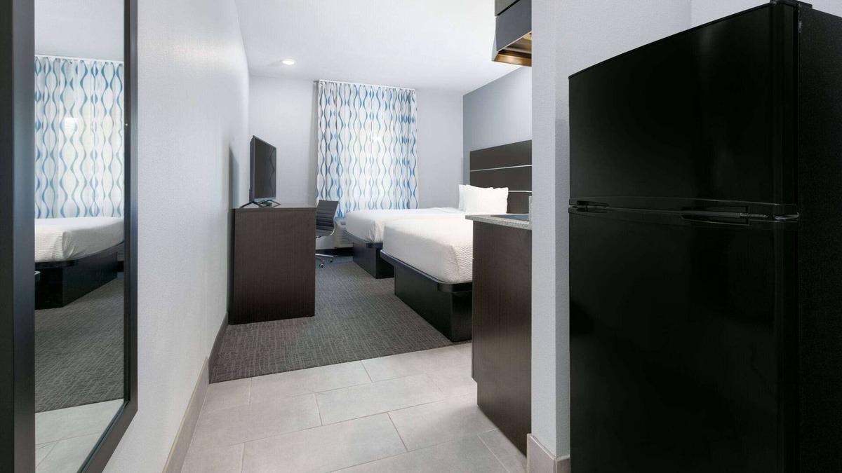 Zachary Hotel | Days Inn by Wyndham Zachary LA