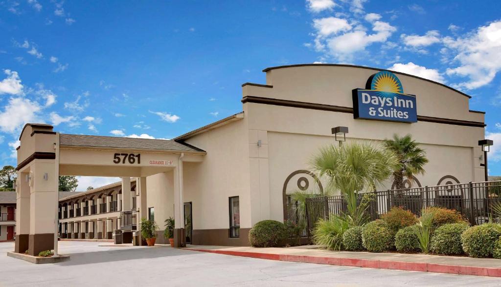 Opelousas Hotel | Days Inn & Suites by Wyndham Opelousas