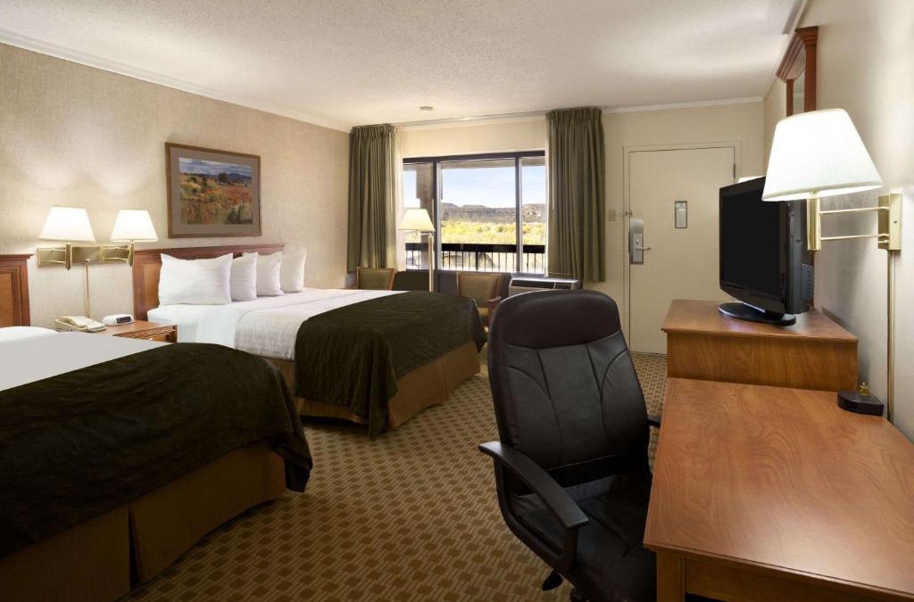 Trinidad Hotel | Days Inn & Suites by Wyndham Trinidad