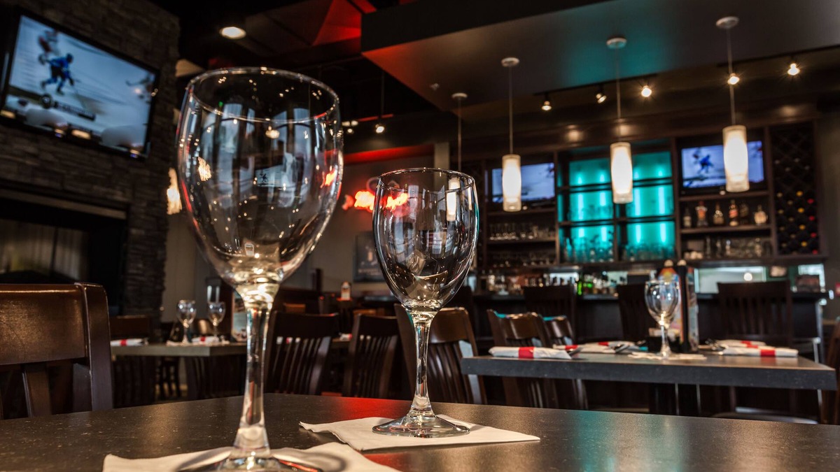 Leduc Hotel | Days Inn & Suites by Wyndham Edmonton Airport
