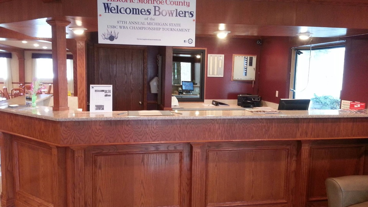 Monroe Hotel | Days Inn & Suites by Wyndham Monroe