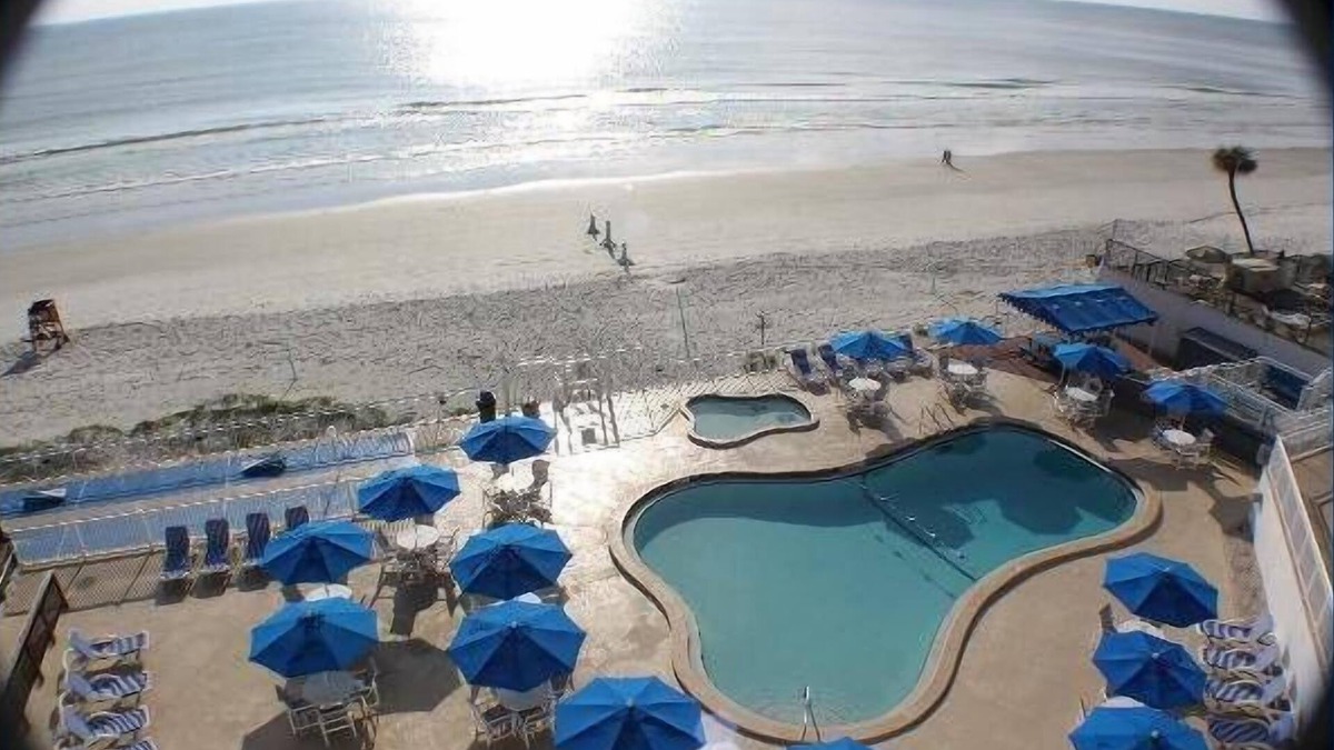 Daytona Beach Shores Apartment | Daytona Beach/Ocean Front Studio Condo for rent March 9-March 16
