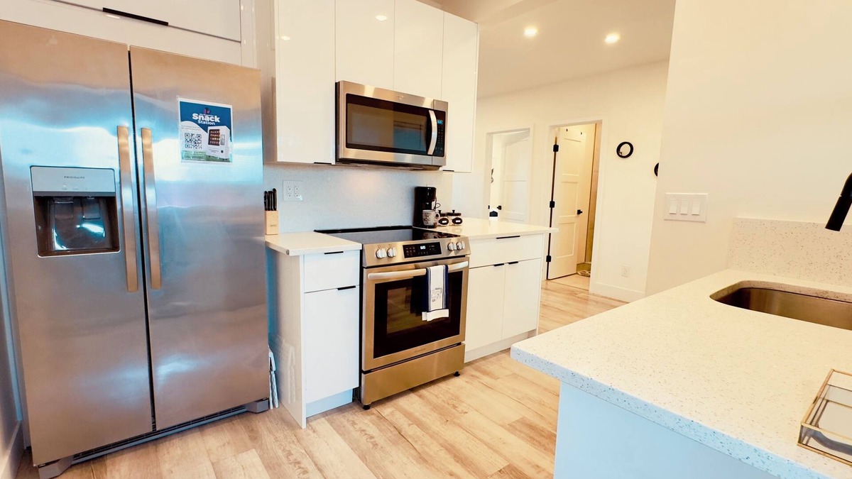 East Daytona House | Daytona Double Delight