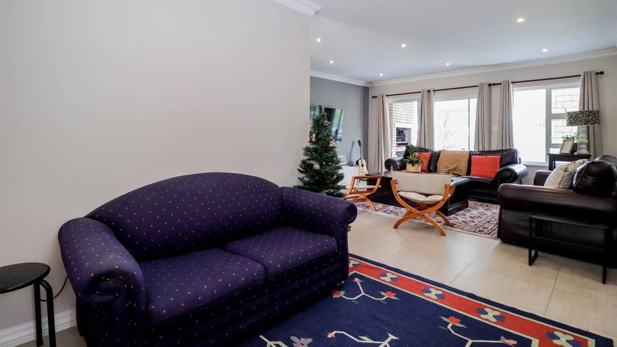 Eversdal Villa | DBN VILLE SUITS 3 BEDROOMS