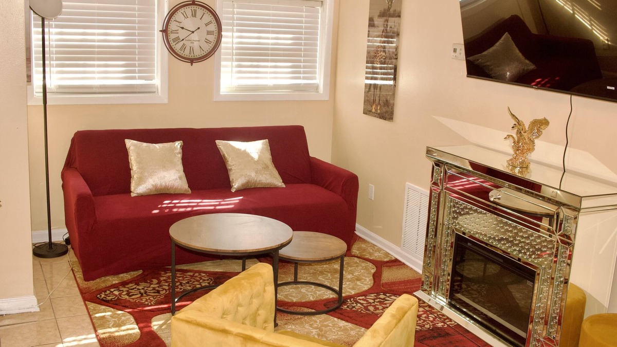 Shaw Apartment | DC Dwtn Apt. w/Modern Interior