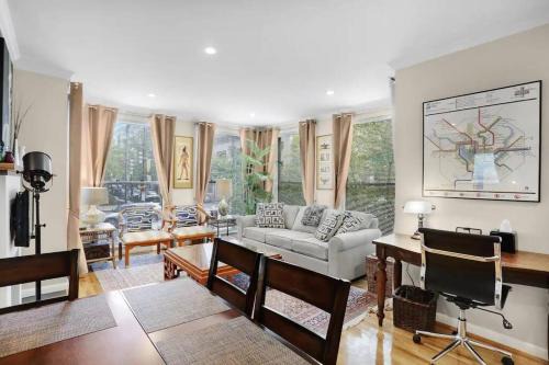 West End House | DC's Best Address -10min to White HSE - 500 mbps