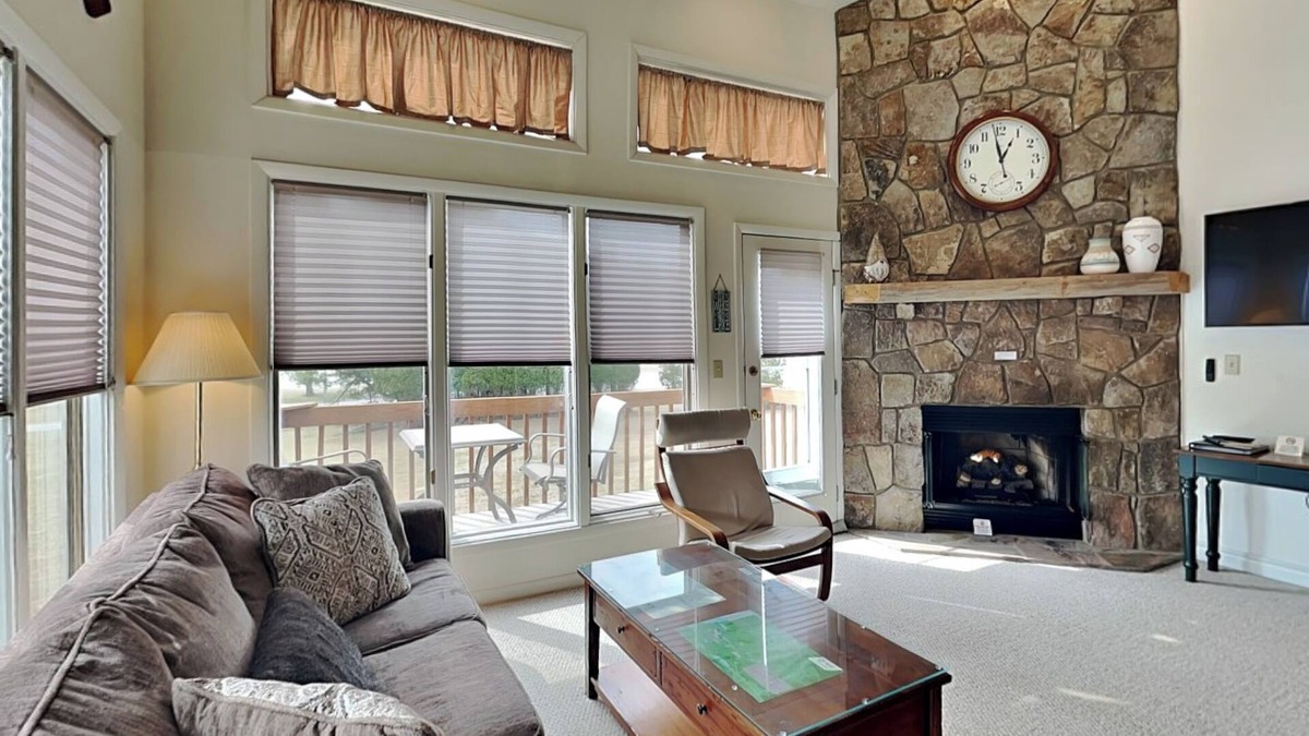 McHenry House | DCV #1 Tahoe Este | Amazing Views, Across From Wisp