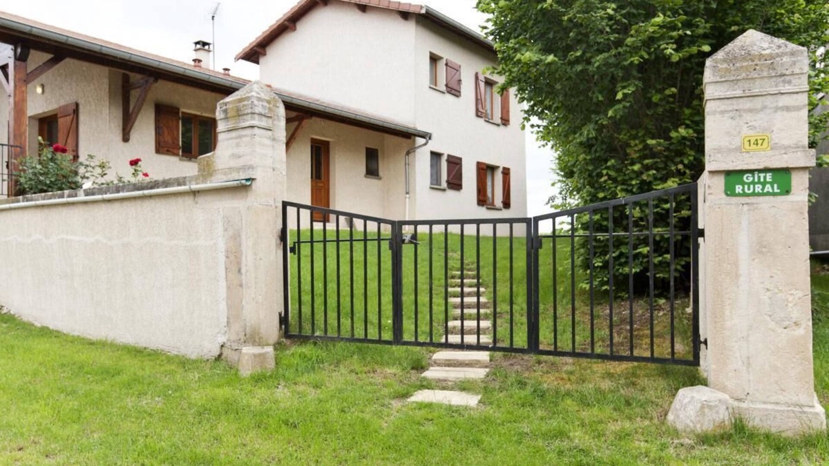 Civrieux House | de Bernoud - Civrieux
