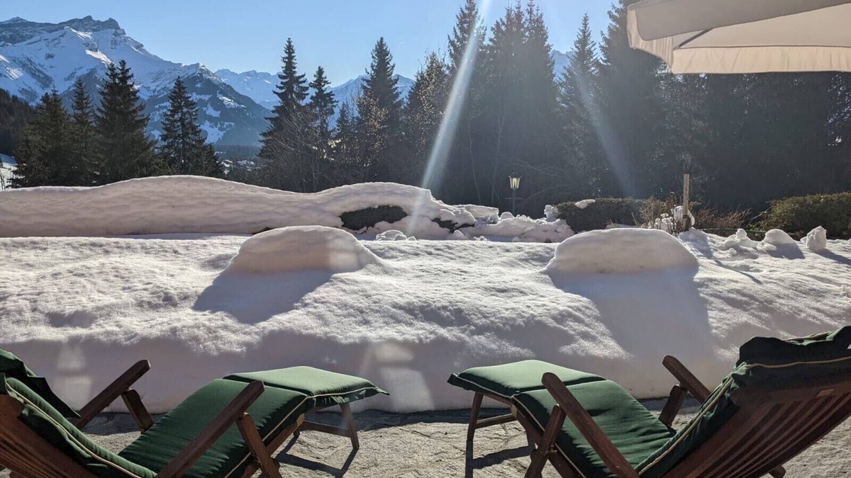 Villars-sur-Ollon Apartment | De charme appartement with amazing south facing terrace