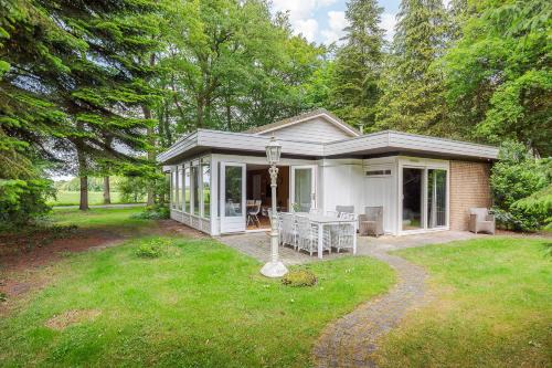 Oldeberkoop House | De Das