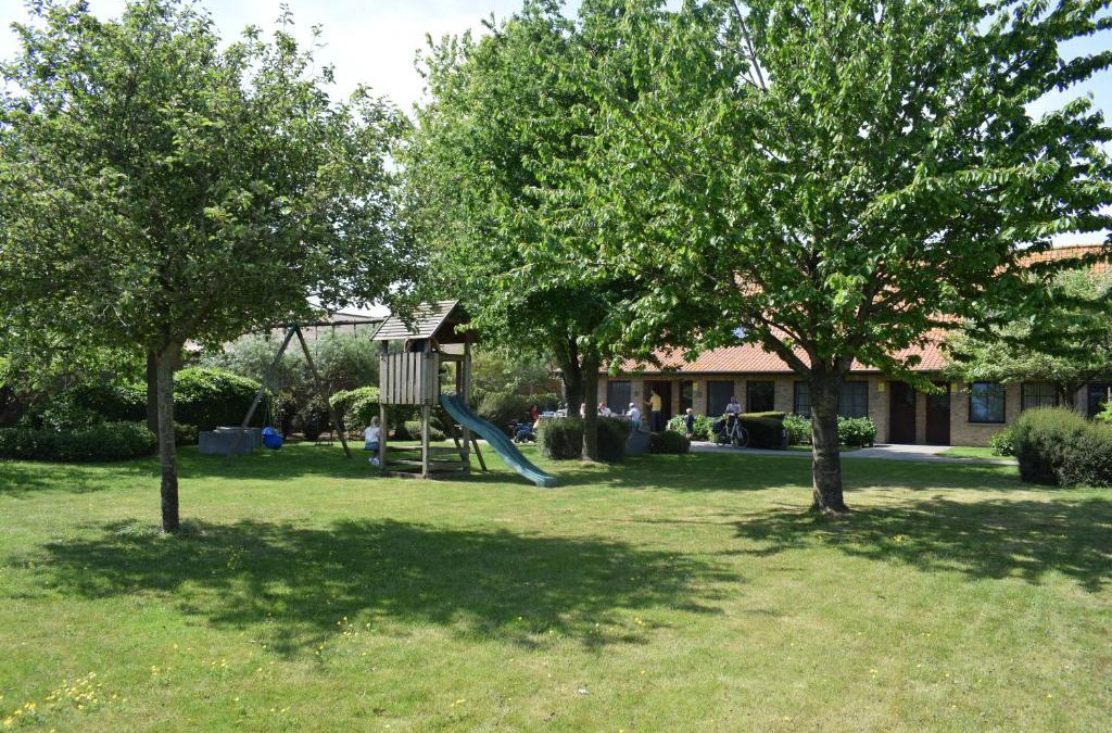 Langemark-Poelkapelle Apartment | DE MEIBOOM vakantiehoeve tot 21 pers