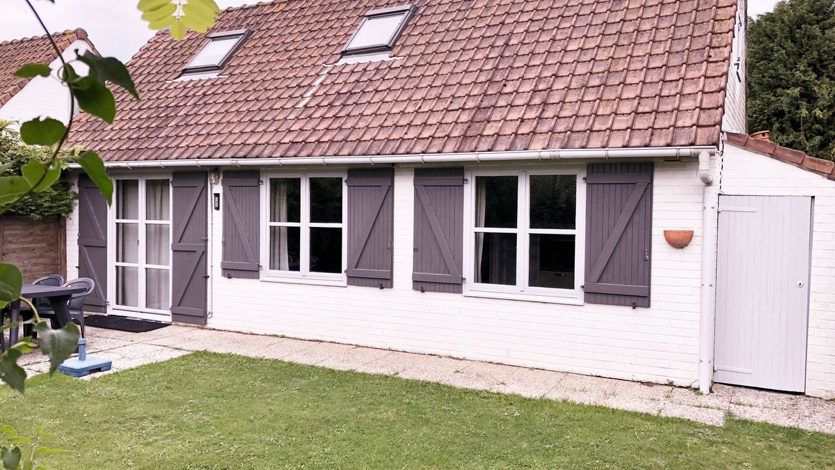 De Panne House | De Panne: 6 pers. fisherman's house in a holiday resort with pool/WiFi
