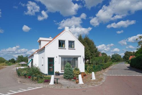 Kaatsheuvel House | De Stal