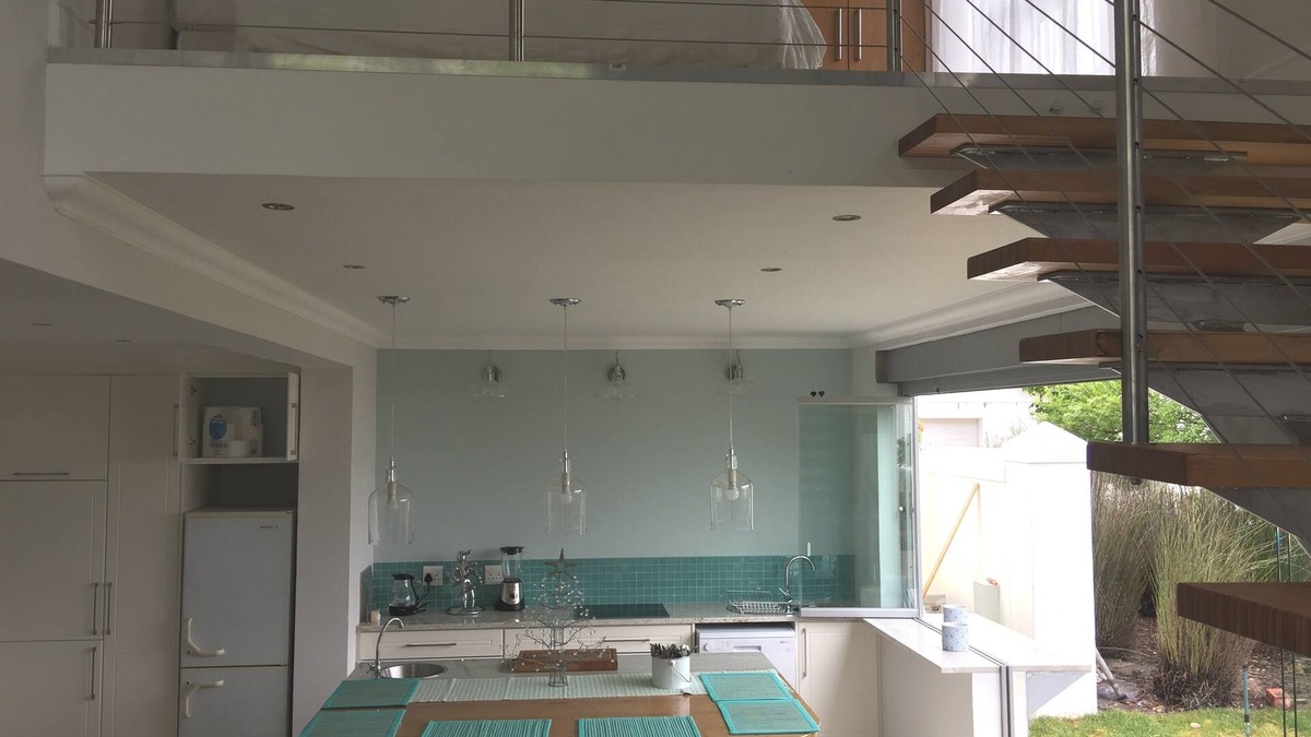 Stellenbosch Cabin | De Zalze Luxury 2 bed Lodge Loft