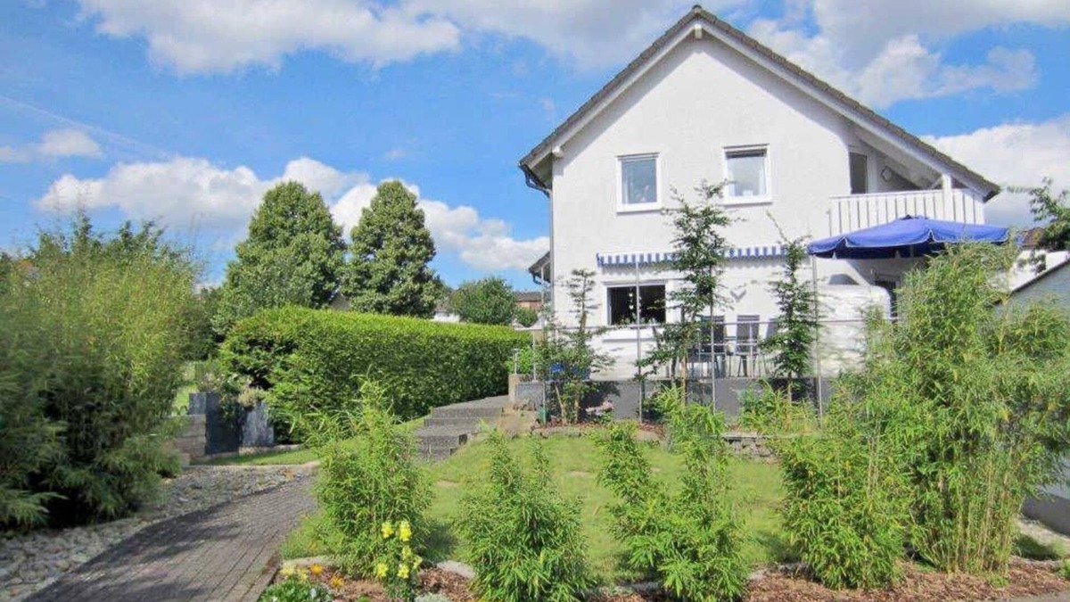 Betziesdorf Apartment | DEB 003 Holiday apartment in Bürgeln - DEB 003 Holiday apartment with balcony in Bürgeln
