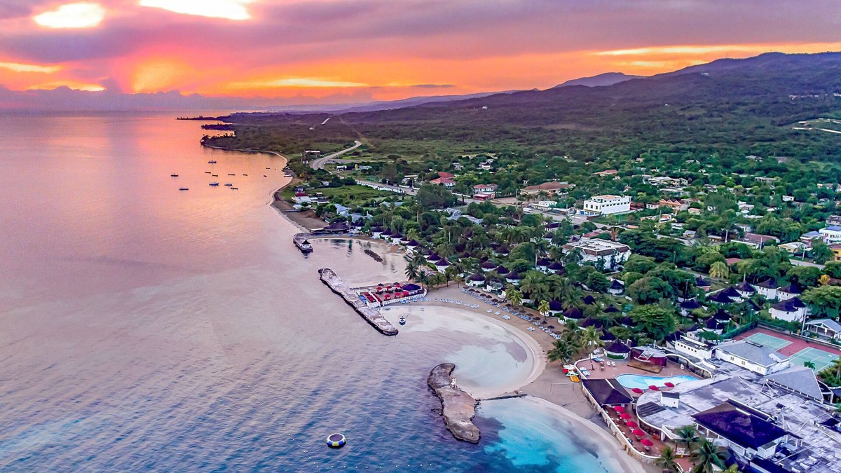 Runaway Bay Resort | Decameron Club Caribbean Runaway Bay, Ramada All-Inclusive Resort