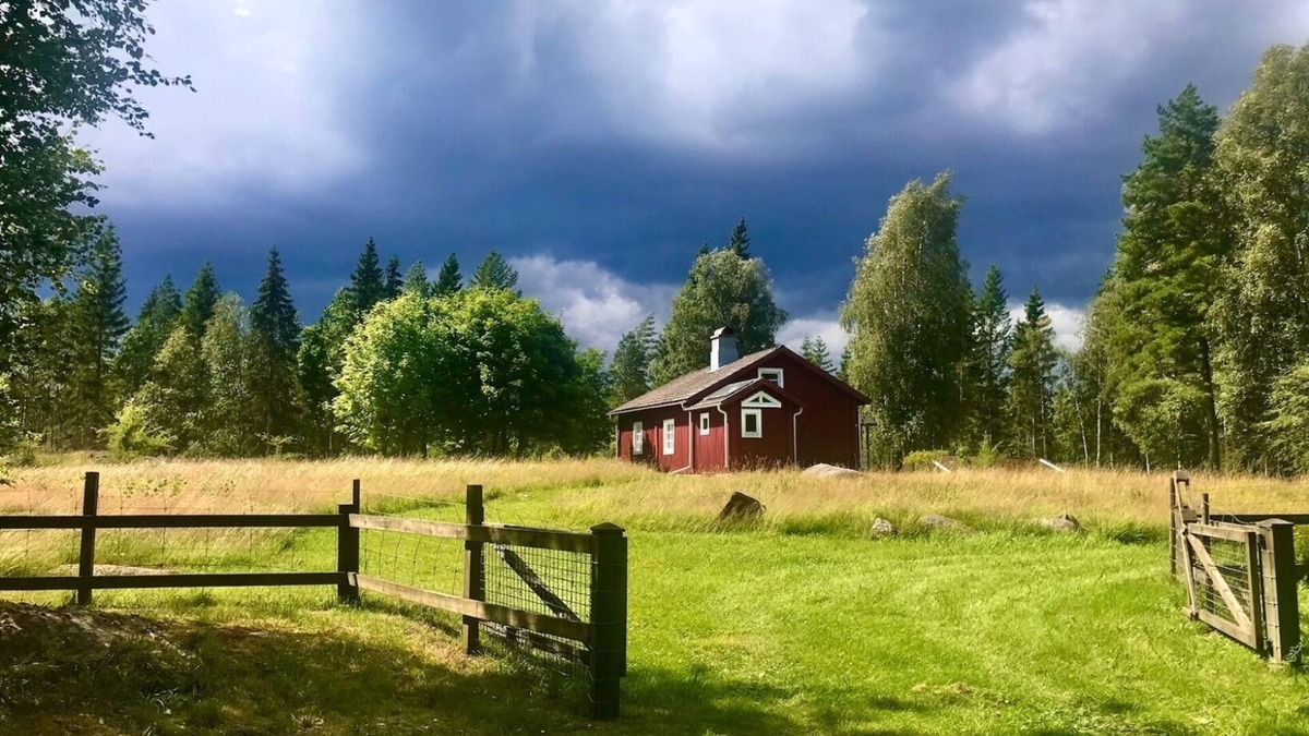Hovmantorp House | Deceleration In the deep forests of Småland