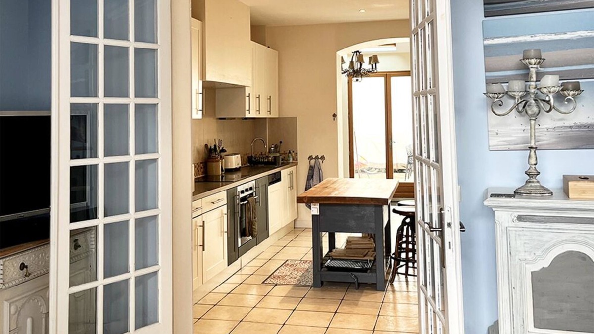Etaples House | Deceptively Spacious Fishermans House