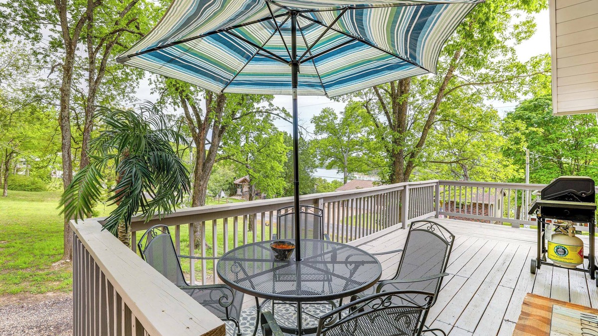 Shell Knob House | Deck & Table Rock Lake View: Shell Knob Escape!