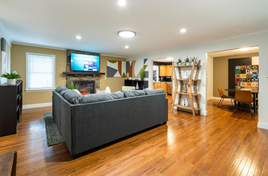 Woodstock House | Decked Out 3BR Near Atlanta National Golf Club