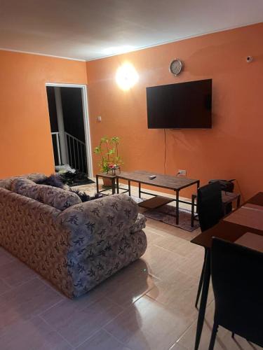 Soufriere Quarter Apartment | DeDe's Place
