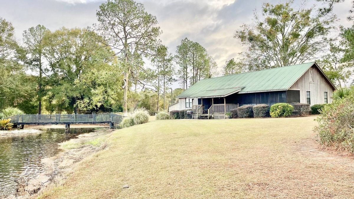 Hartsfield Cabin | Dee's Lakehouse
