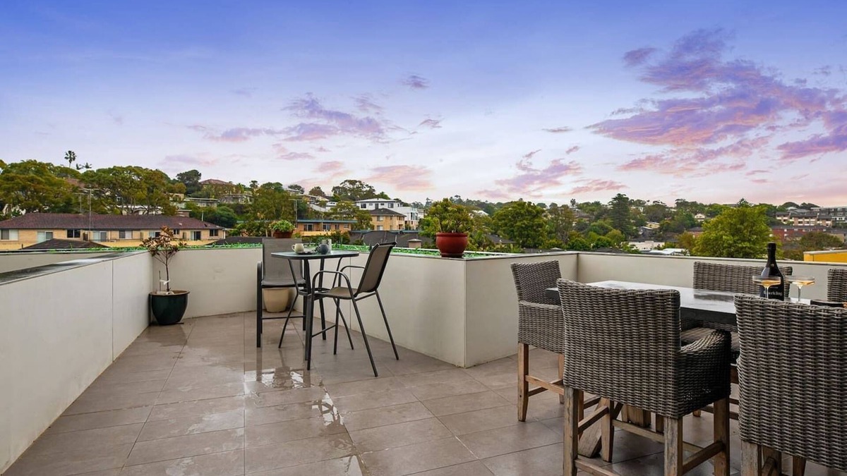 Dee Why Apartment | Dee Why Sky High A Radiant Coastal Couples Refuge