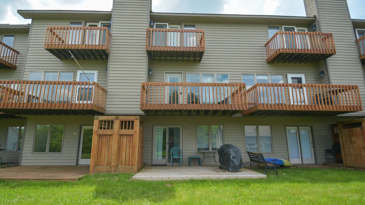 McHenry House | Deep Creek Village 29 | Walk to Wisp Resort