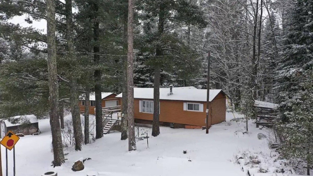 Orr Cabin | Deep Forest Cabin in Minnesota’s Arrowhead
