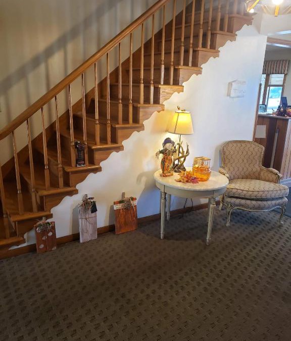 Cambridge Hotel | Deer Creek Motel