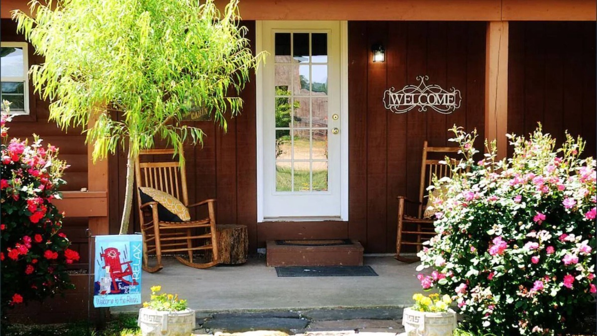 Glenwood Cabin | Deer Ridge - A beautiful & peaceful getaway with amazing views