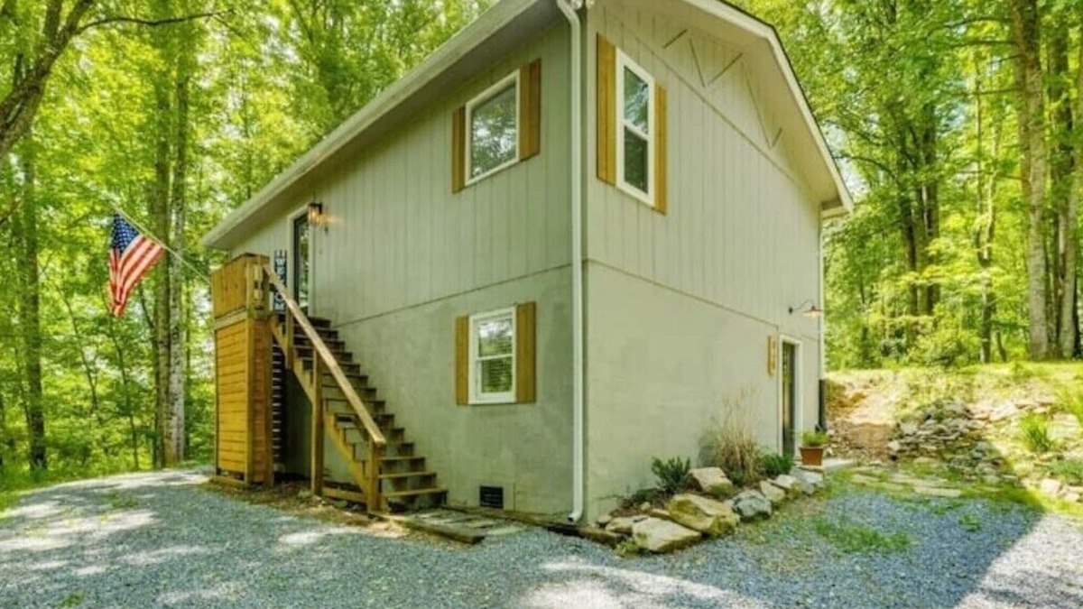 Mountain City House | Deer Run Cottage