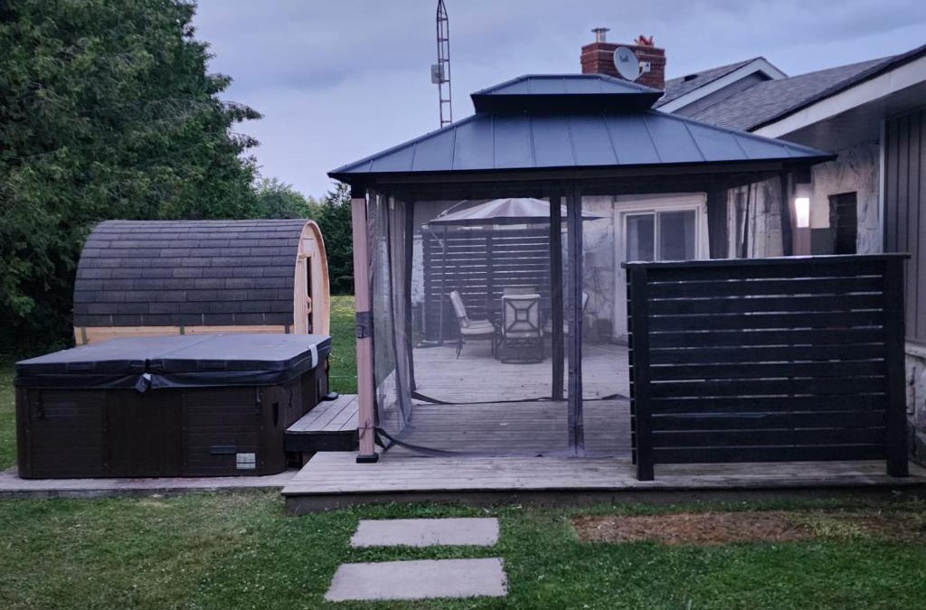 Lindsay Villa | Deer Run Cottage Kawartha