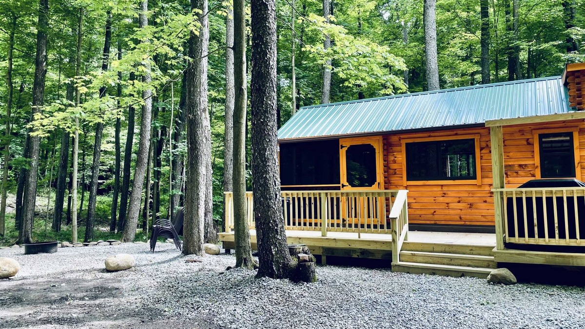 Cherry Creek Cabin | Deer Run Summary: The