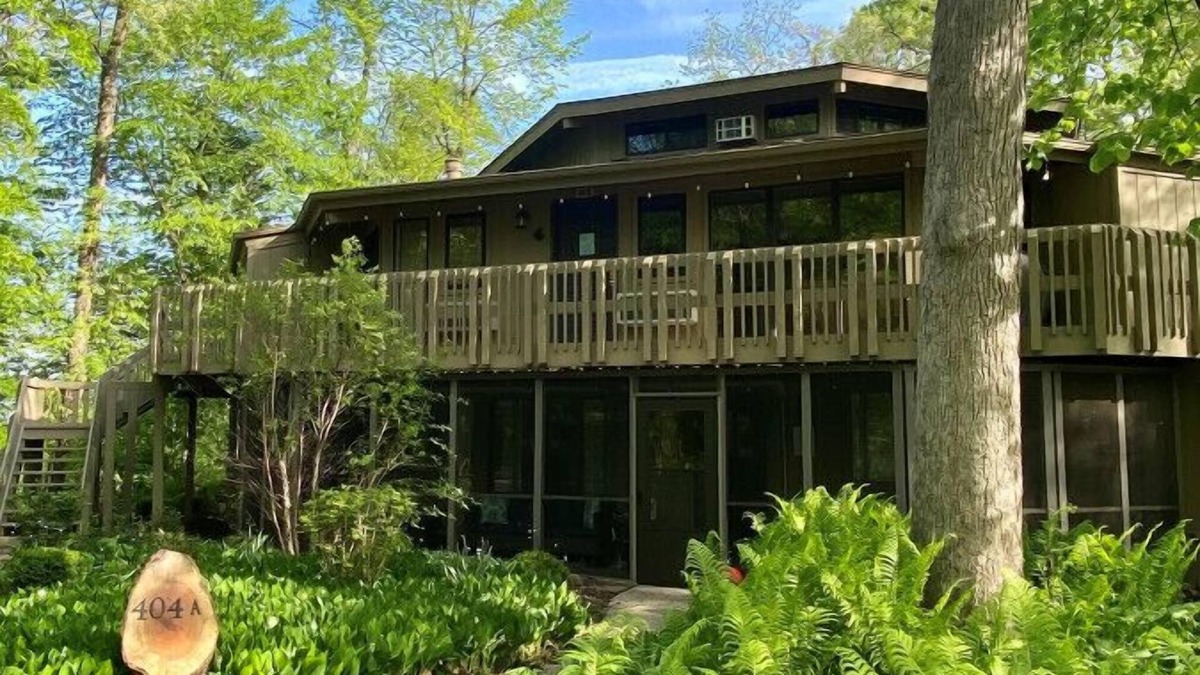 Fontana Apartment | Deerpath Retreat at Abbey Springs