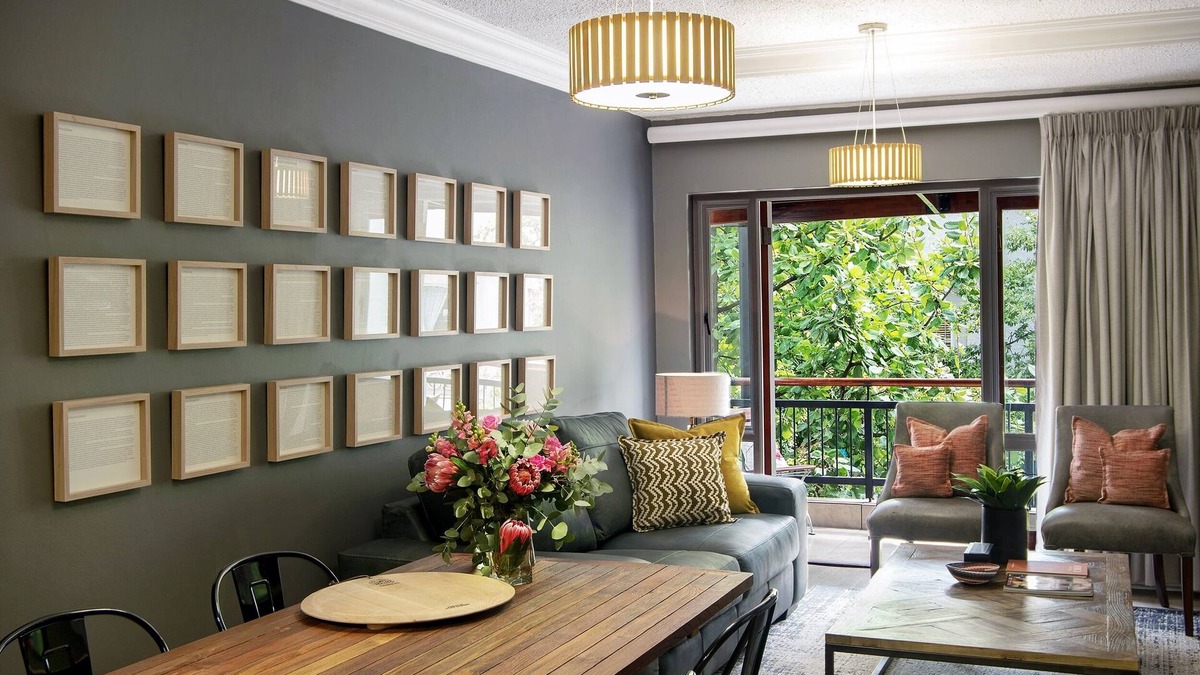 Stellenbosch Central Apartment | Definitely the perfect spot in central Stellenbosch with your own balcony