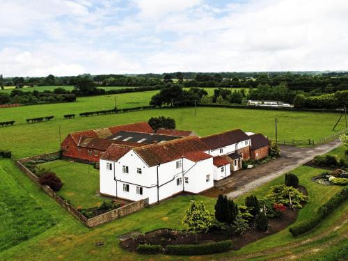 Deighton House | Deighton Lodge