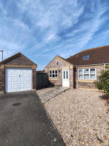 Sutton-on-Sea Apartment | Deja Blue