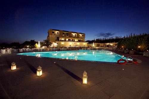 Acharnes Hotel | Dekelia Hotel