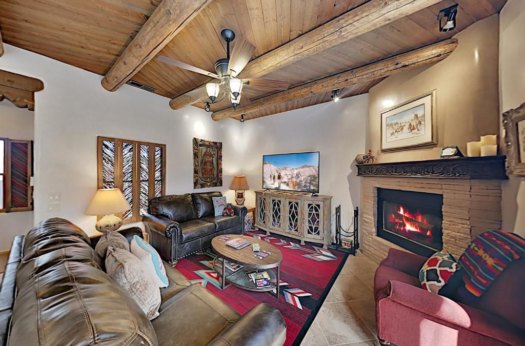 Northeast Santa Fe House | Del Norte Manor Unit B