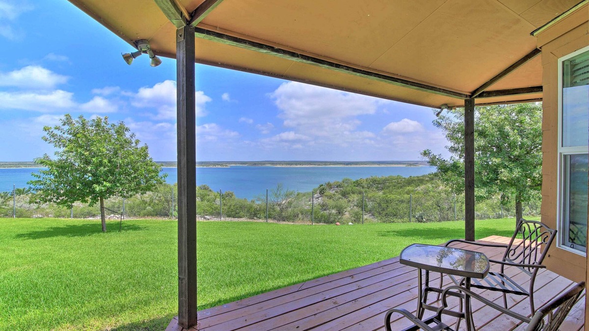 Amistad National Recreational Area House | Del Rio Home w/Lake Access & Boat Storage!