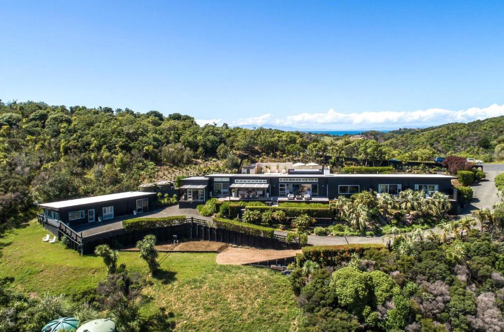 Matiatia Bay Apartment | Delamore Cove - Kowhai / You've Got It Maid