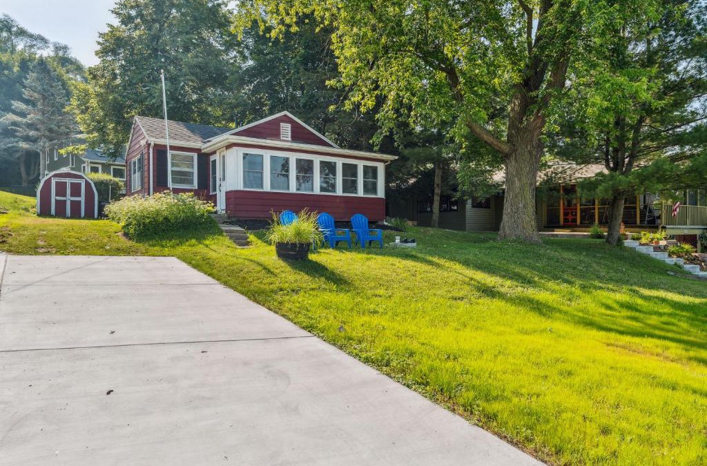 Delavan House | Delavan Retreat with Patio on Turtle Lake!