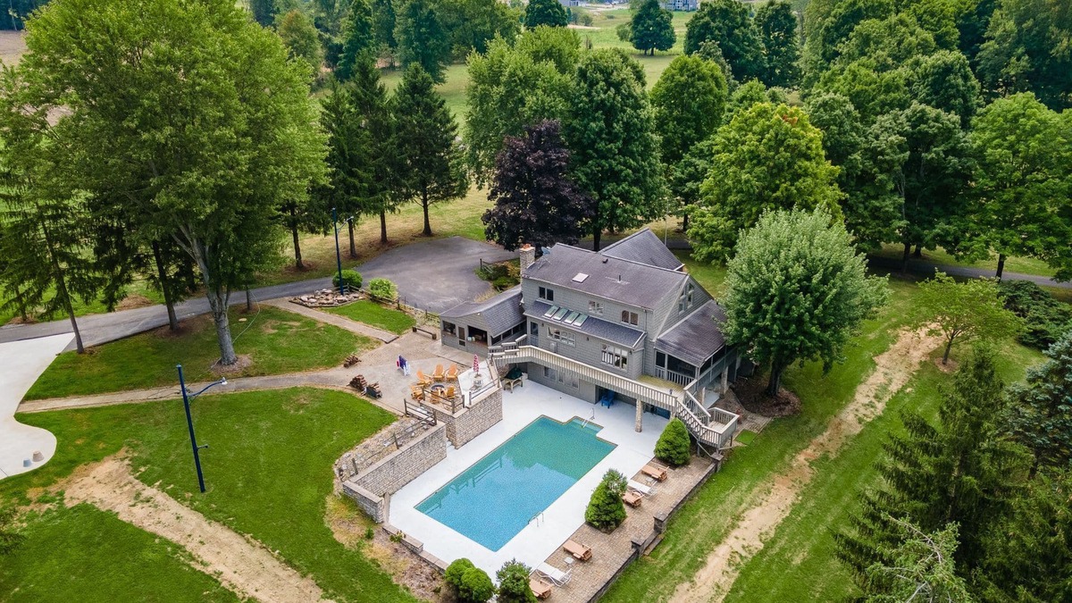 Delaware House | Delaware Farmstead Retreat