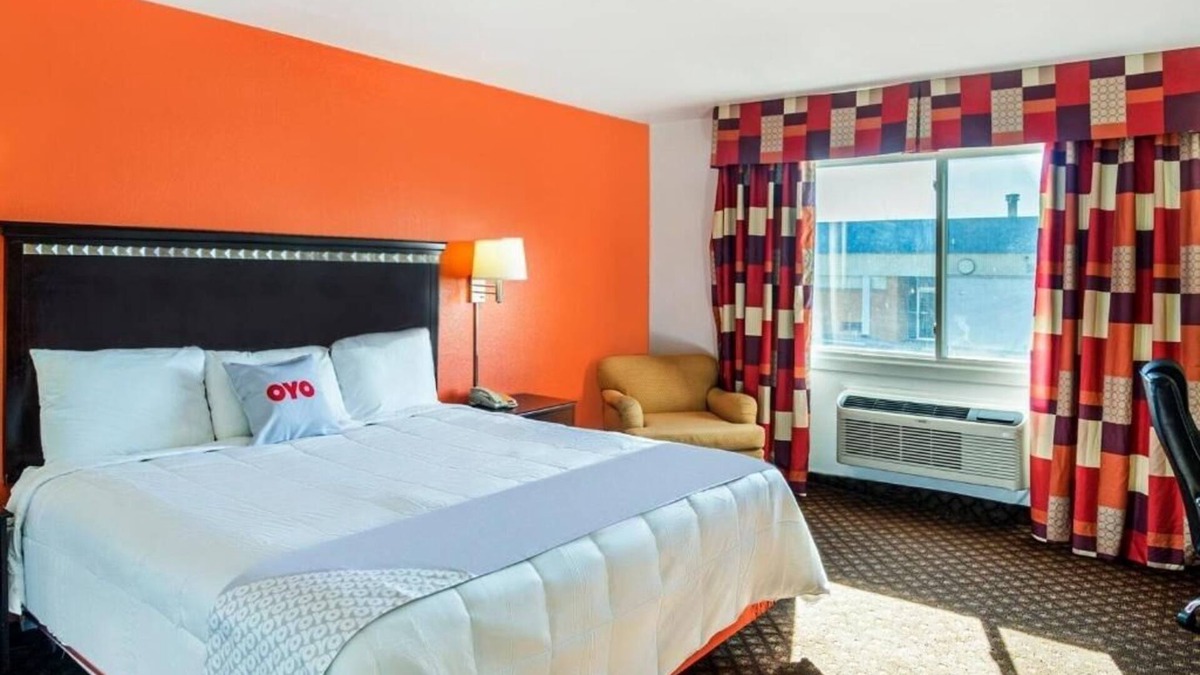 Dodge City Hotel | Delight In Dodge Room With Parking And Near Attractions