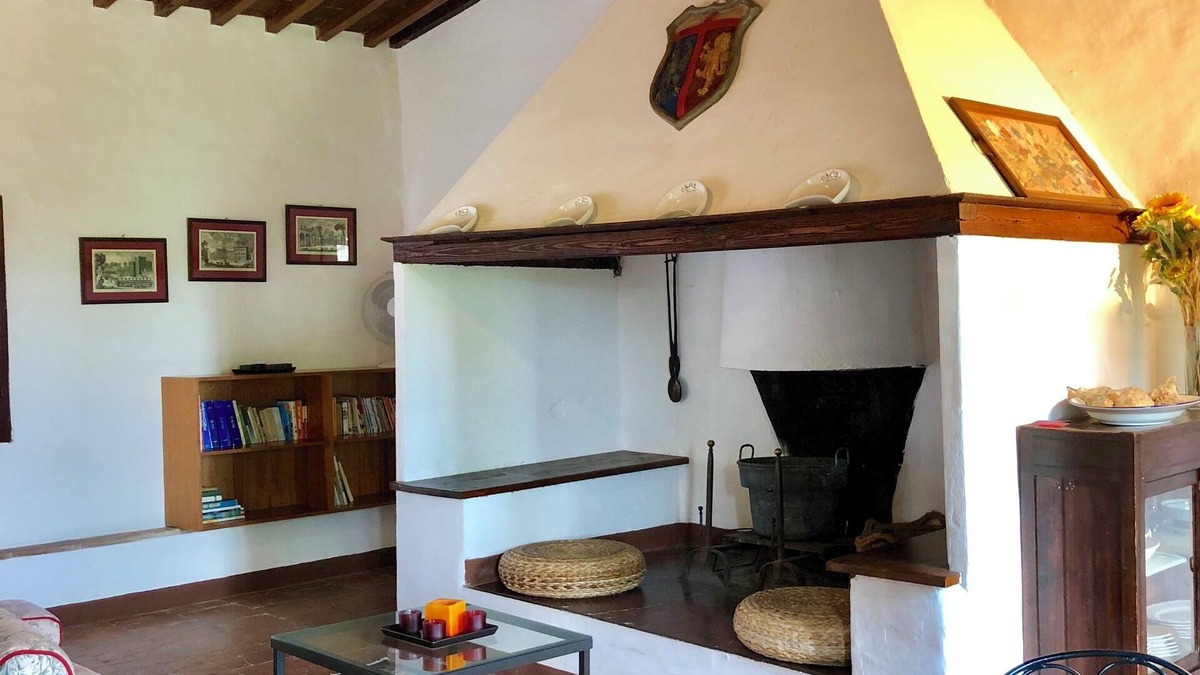Ville di Corsano Apartment | Delightful 2-bedroom apartment in the iconic Tuscan countryside