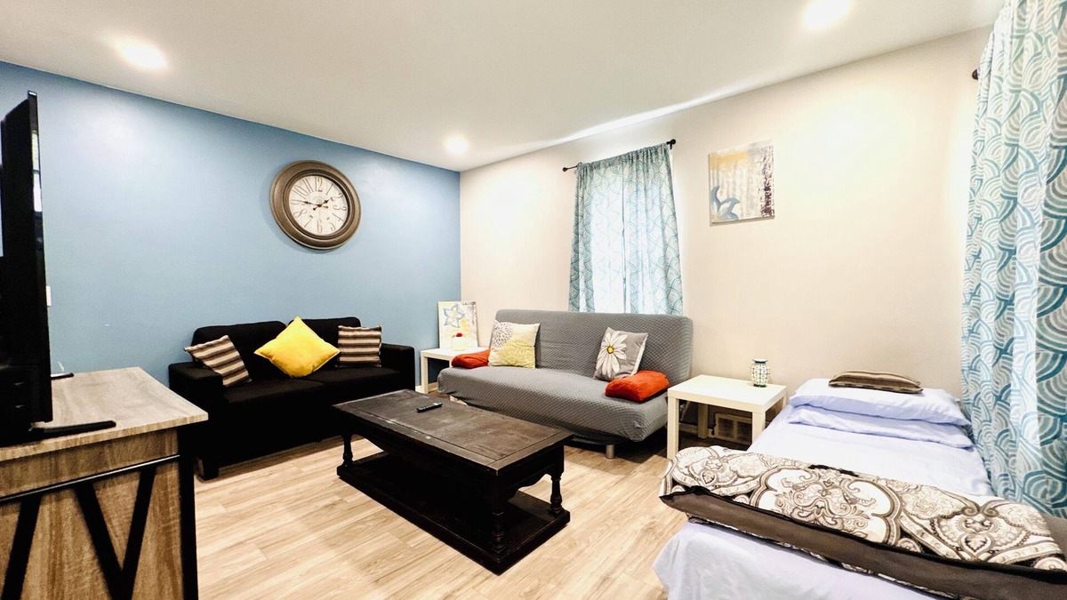 Niagara Falls House | Delightful 2-bedroom house with AC near Niagara Falls