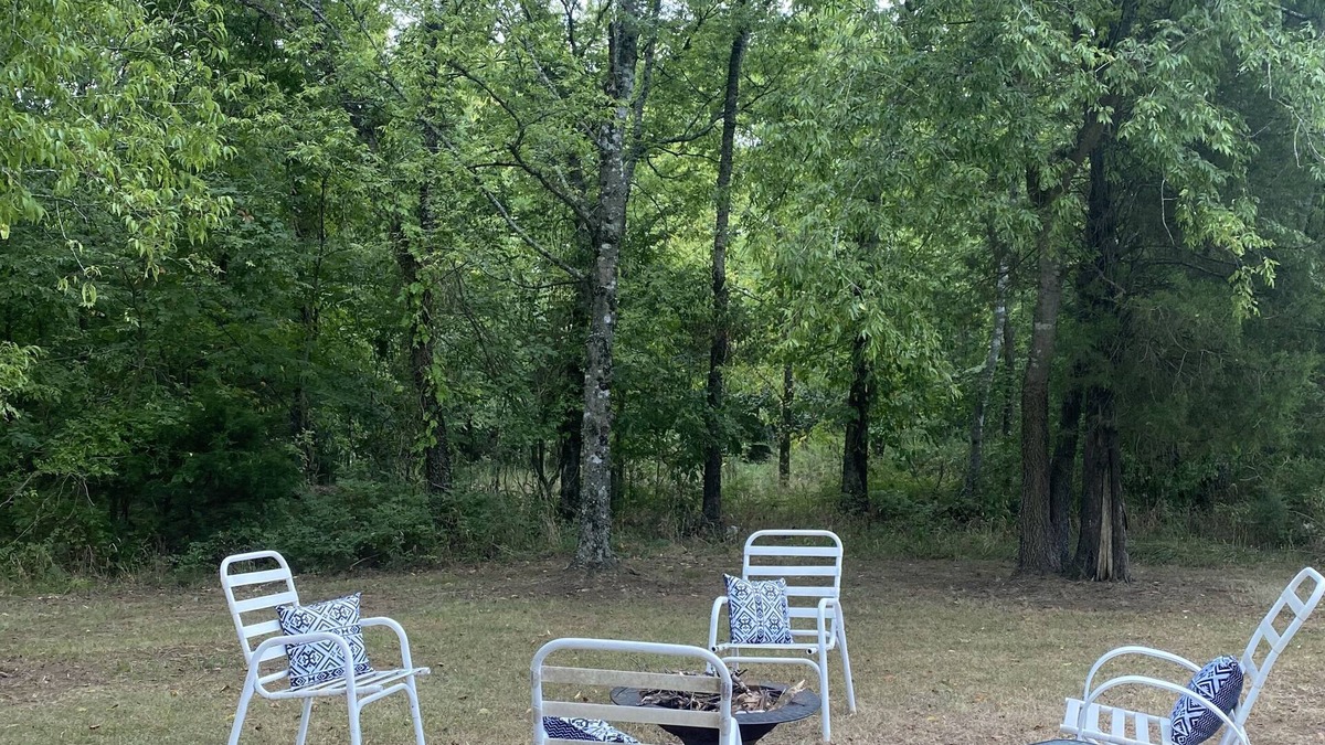 Alton House | Delightful 2 bedroom RV with indoor fireplace