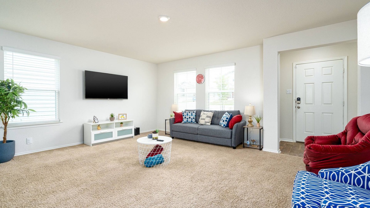 Converse House | Delightful 3 BD/2.5 BA*Randolph AFB* Fort Sam Houston*Riverwalk*Downtown SA*